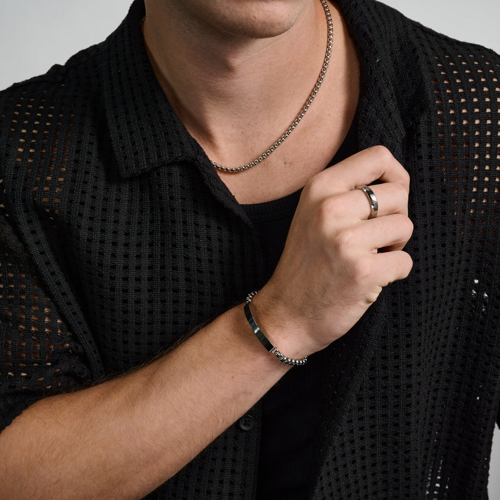 Refined Striped Band