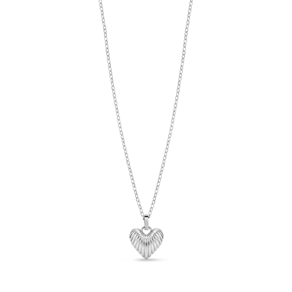 Heart Shell Pendant Necklace