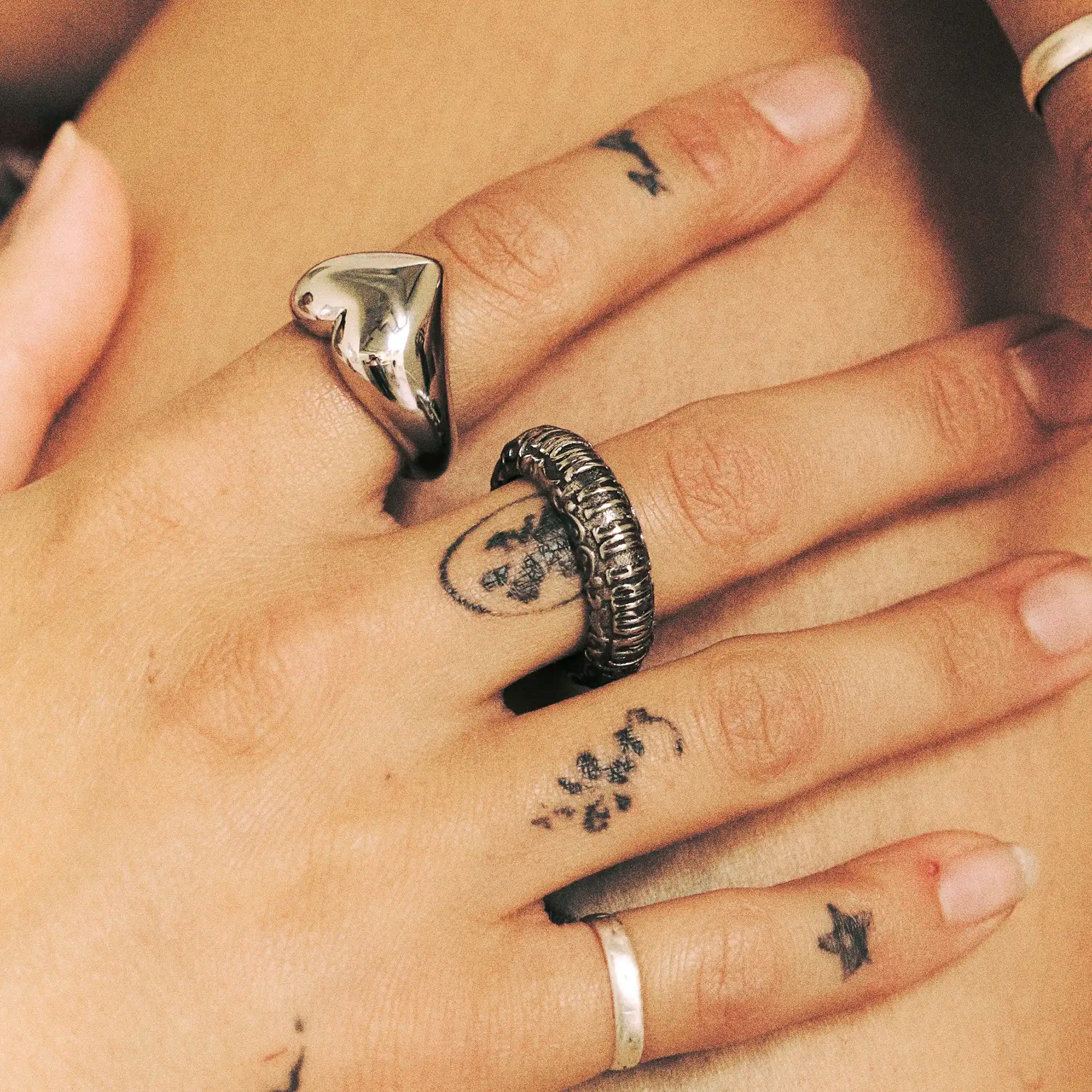 HEART RING