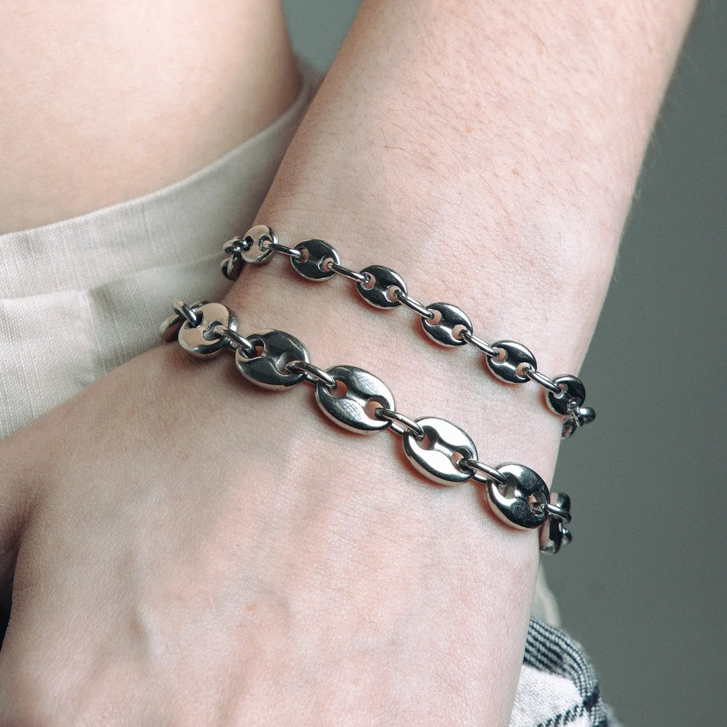 INFINITY LINK BRACELET
